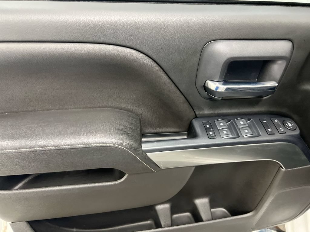 Used 2018 Chevrolet Silverado 1500 LT w/ All Star Edition AWD/4WD image 20