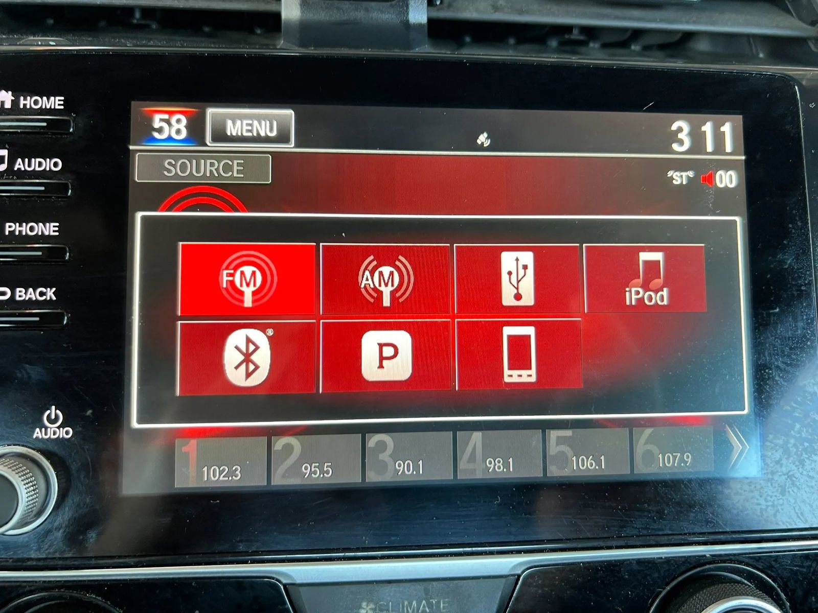 Used 2019 Honda Civic Sport image 12