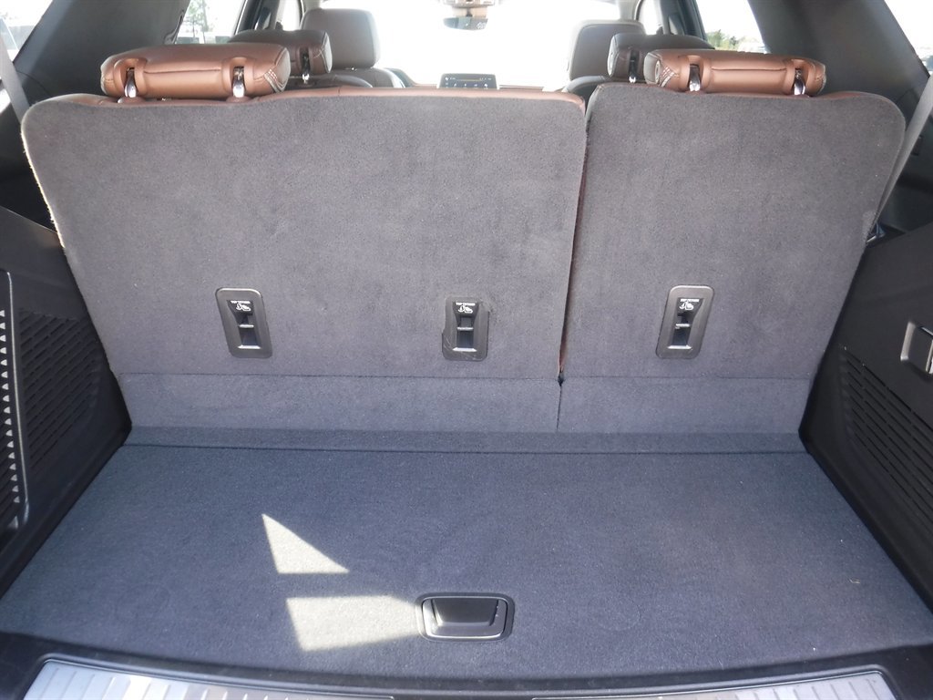 Used 2023 Chevrolet Tahoe High Country image 6