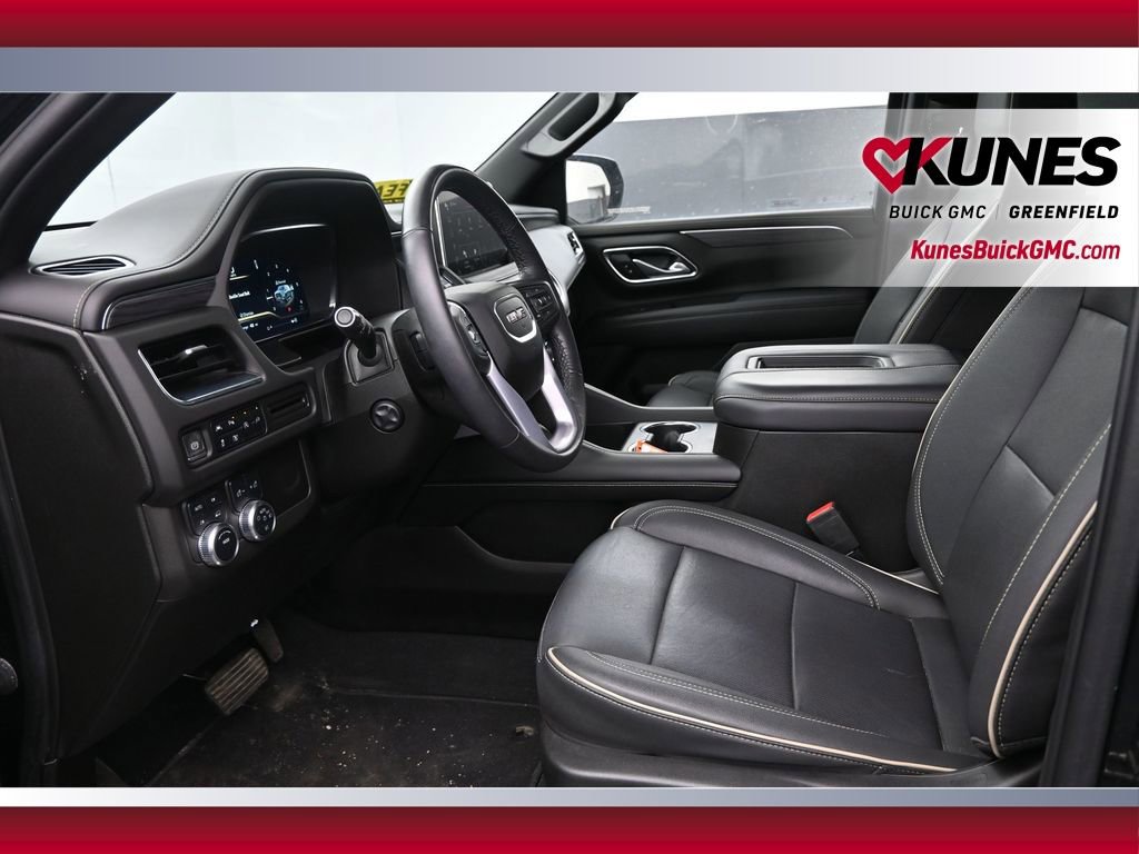 Used 2022 GMC Yukon XL SLT w/ SLT Luxury Package AWD/4WD image 18
