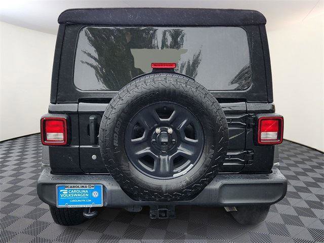 Used 2024 Jeep Wrangler Sport image 5