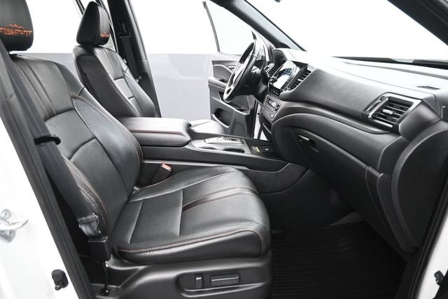Certified 2024 Honda Passport TrailSport image 24