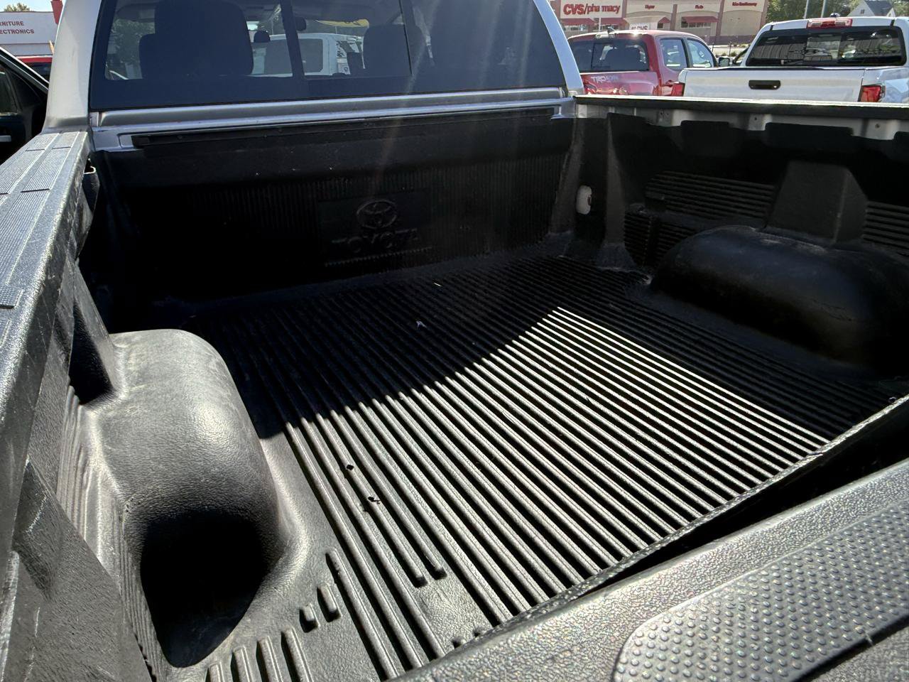 Used 2017 Toyota Tundra SR5 AWD/4WD image 18