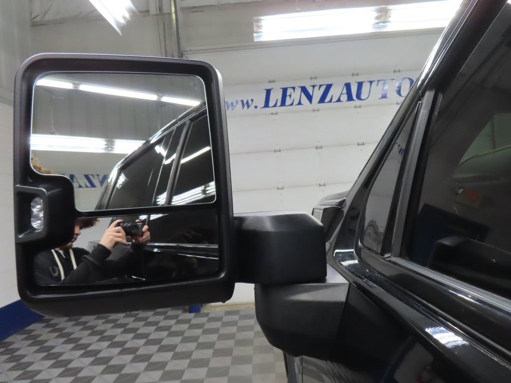 Used 2025 GMC Sierra 2500 AT4 image 59