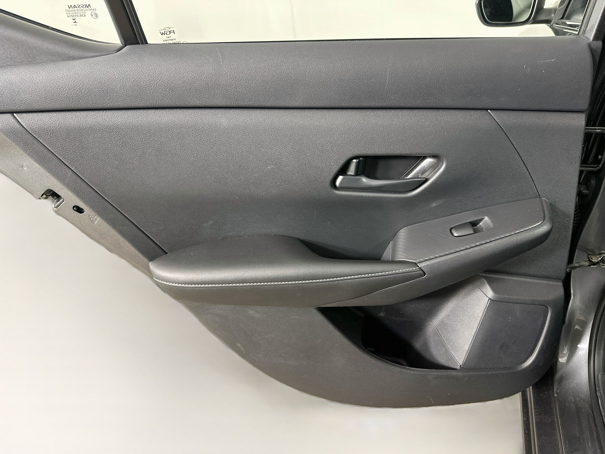 Used 2025 Nissan Sentra SV FWD image 25