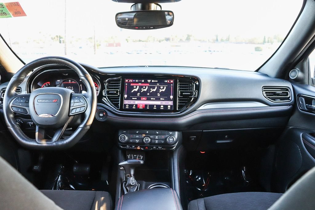 Used 2025 Dodge Durango GT AWD/4WD image 14