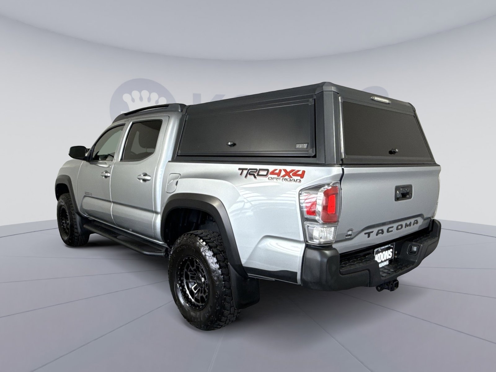 Used 2022 Toyota Tacoma TRD Off-Road AWD/4WD image 4