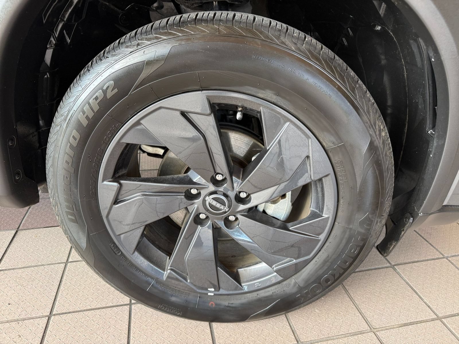 Used 2026 Nissan Rogue SV AWD/4WD image 31