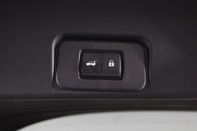 Certified 2023 Nissan Rogue SV w/ SV Premium B Package FWD image 19