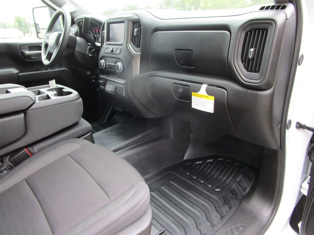 New 2026 GMC Sierra 3500 Pro w/ Convenience Package image 24