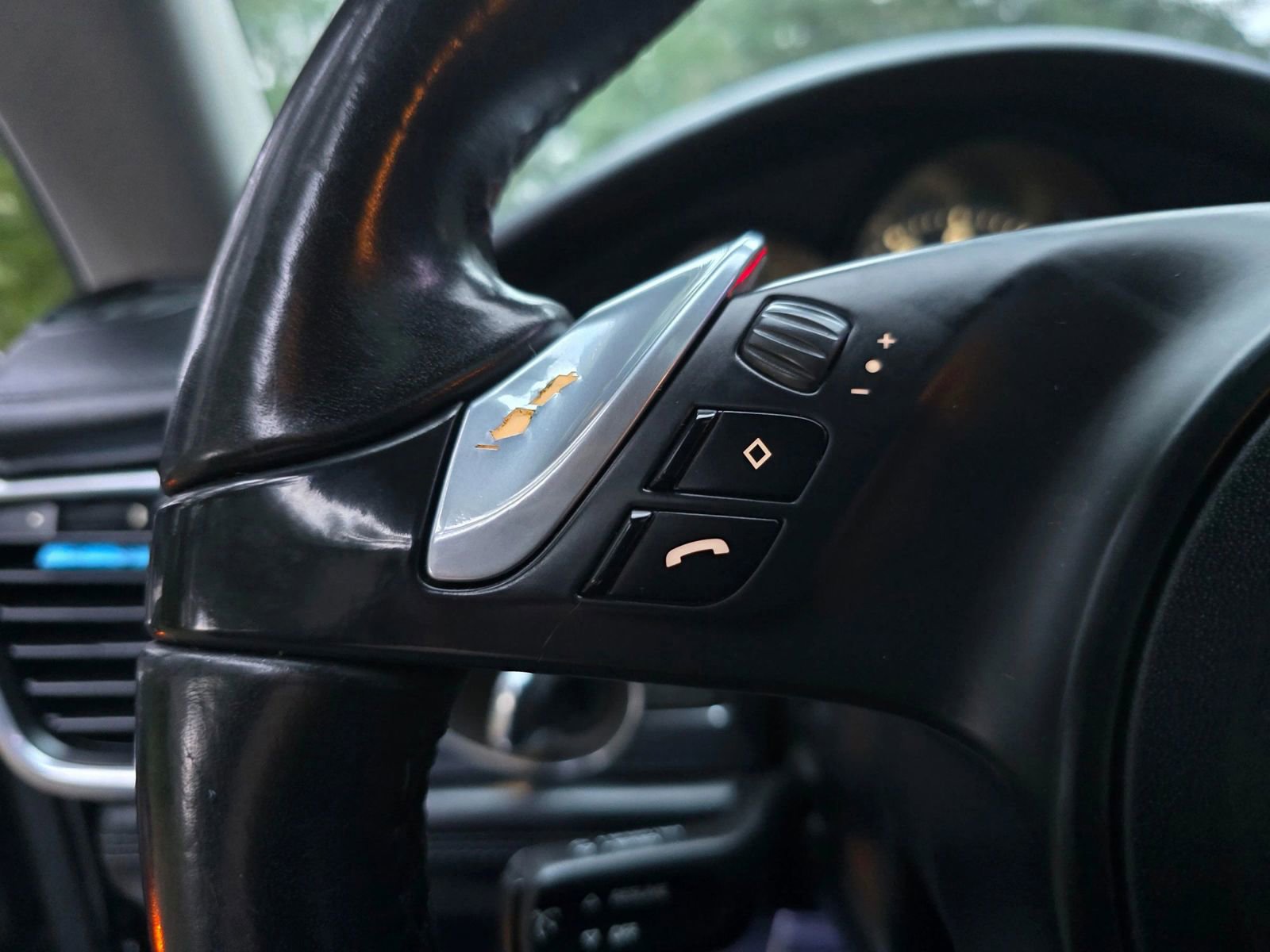 Used 2012 Porsche Panamera S image 28