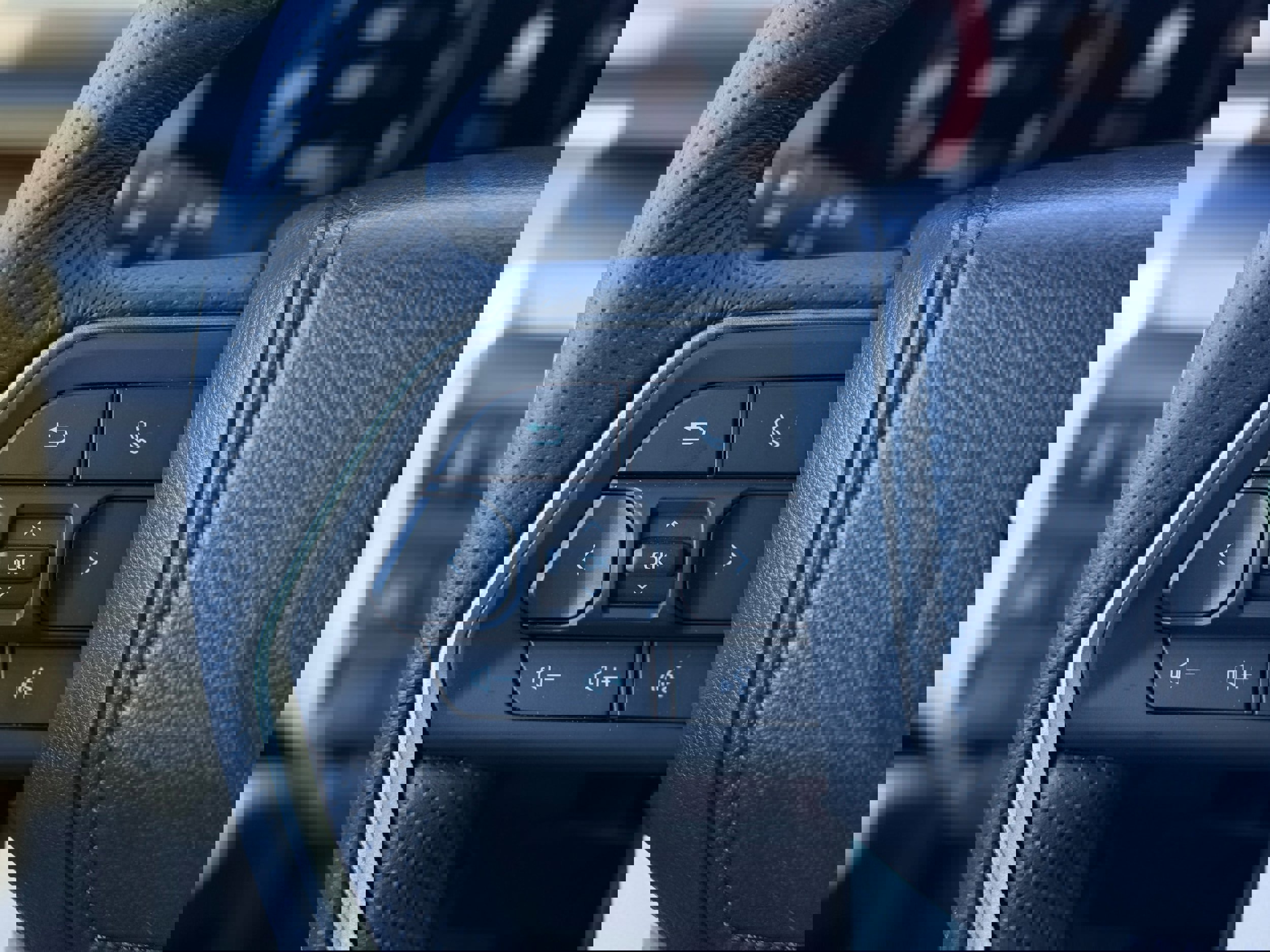 Used 2025 Toyota Tacoma TRD Off-Road image 13