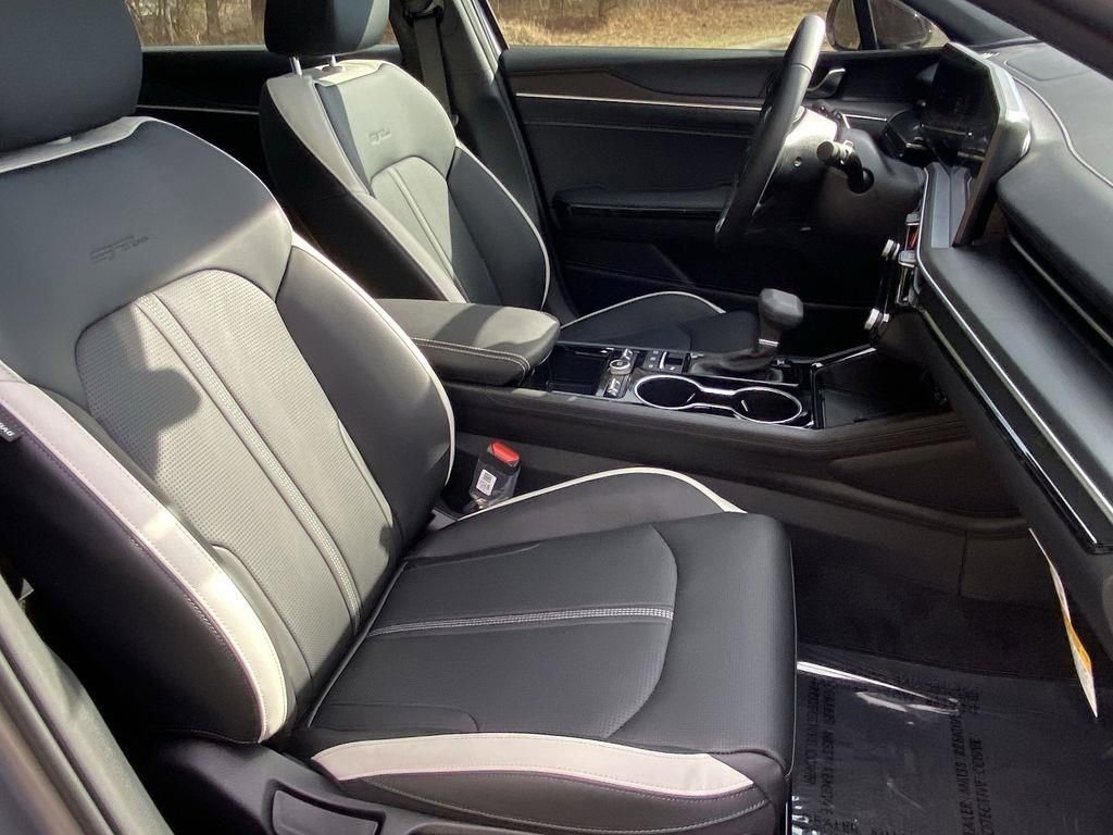 New 2026 Kia K5 GT-Line w/ GT-Line Premium Package image 22
