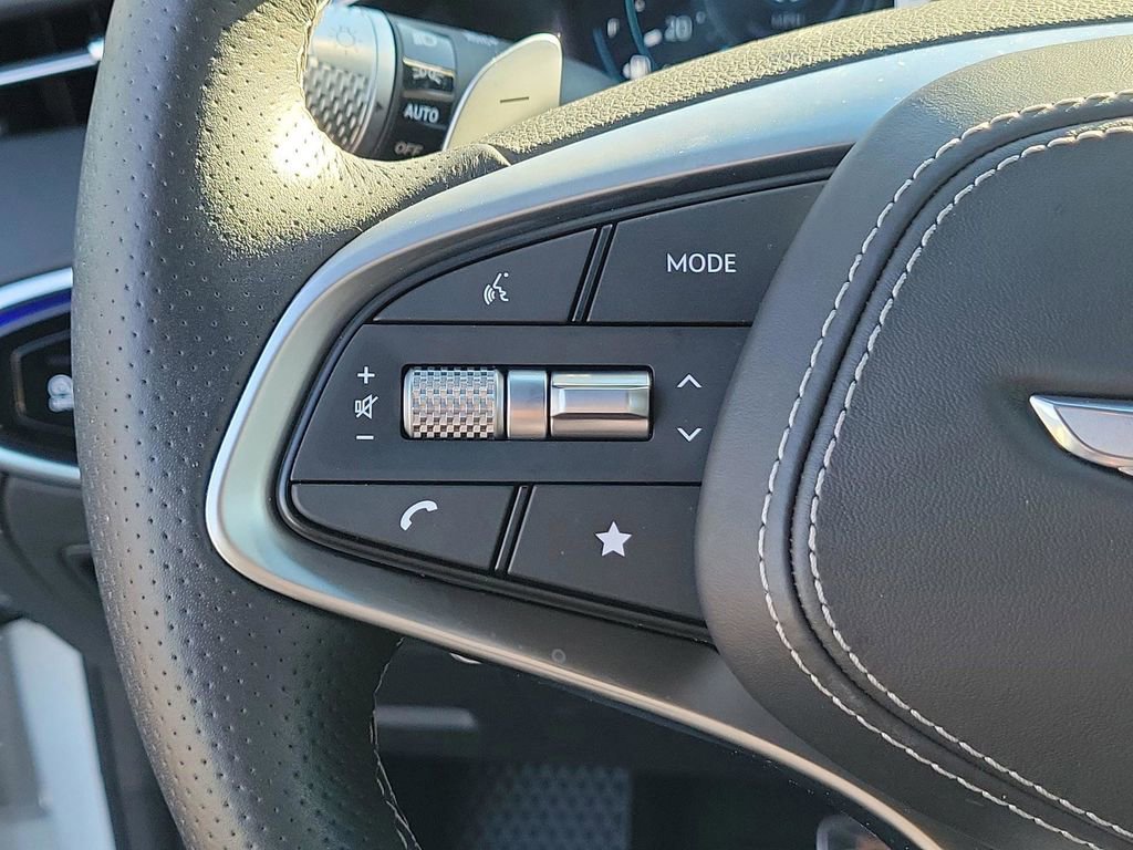 Used 2025 Genesis GV70 2.5T Sport Prestige w/ Sport Prestige Package image 24