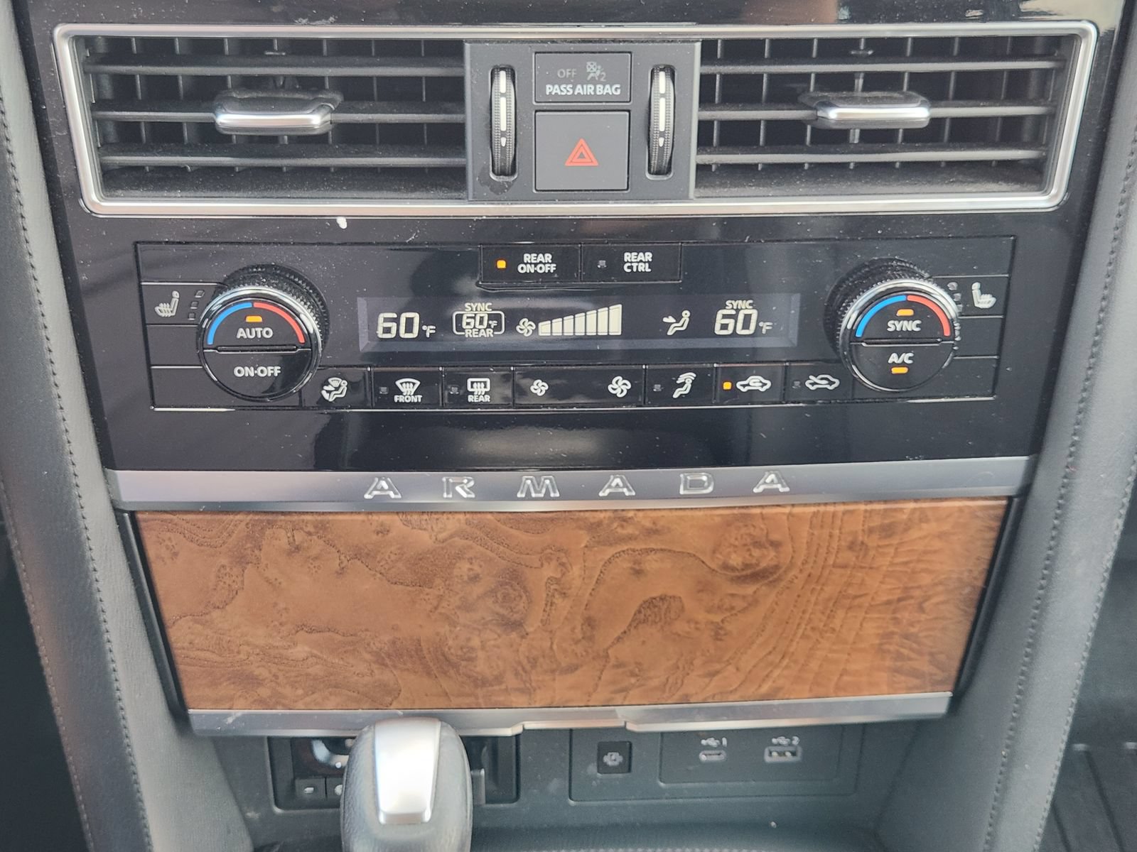 Used 2021 Nissan Armada SL w/ Captain's Chairs Package RWD image 21