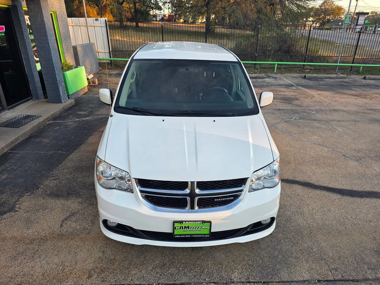 Used 2012 Dodge Grand Caravan Crew image 6