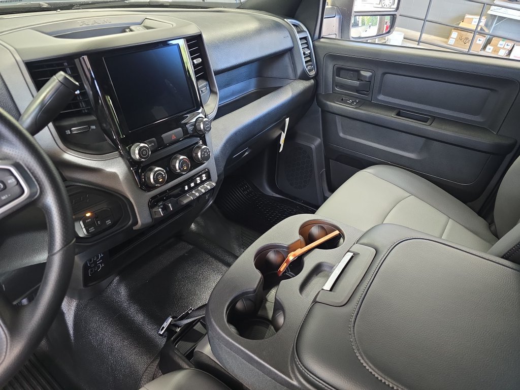 New 2027 RAM 3500 Tradesman w/ Chrome Appearance Group A AWD/4WD image 22