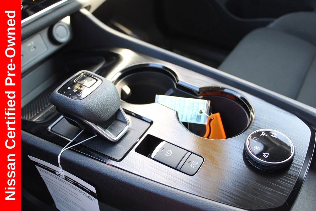 Certified 2025 Nissan Rogue S image 37