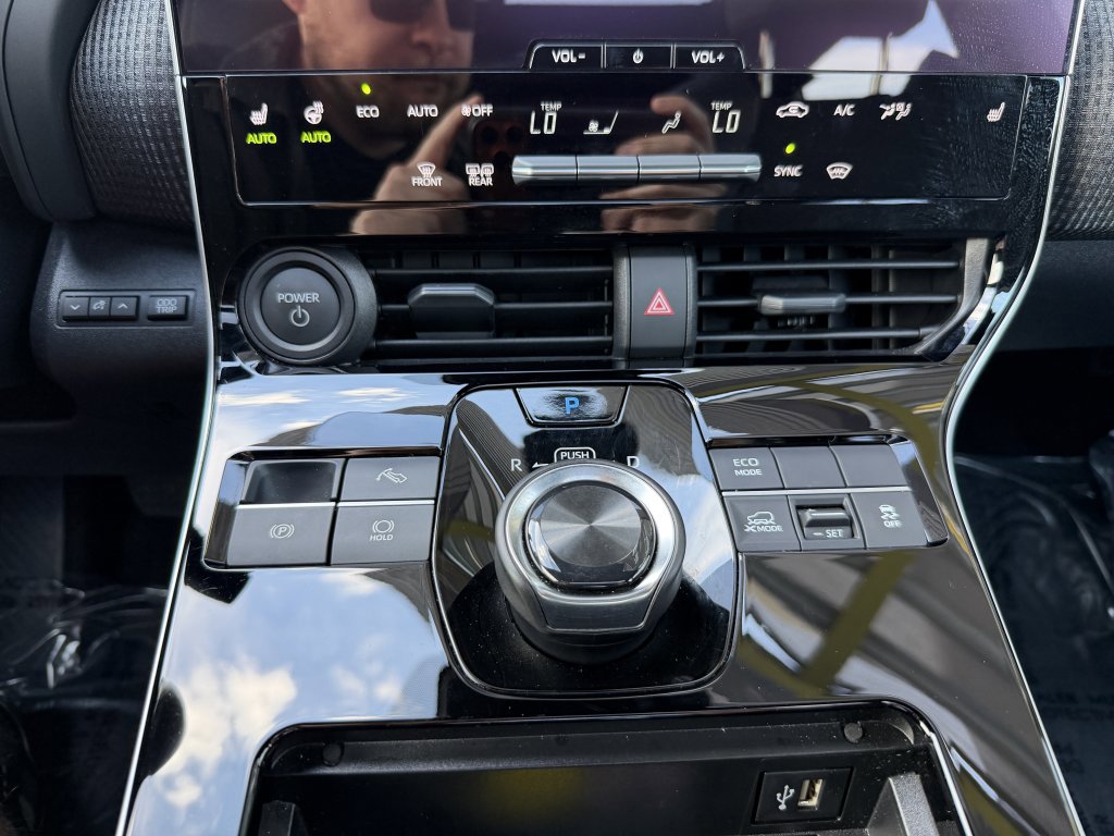 Used 2024 Toyota bZ4X XLE w/ Weather Package image 20