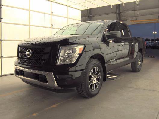 Used 2021 Nissan Titan SV w/ SV Convenience Package image 1
