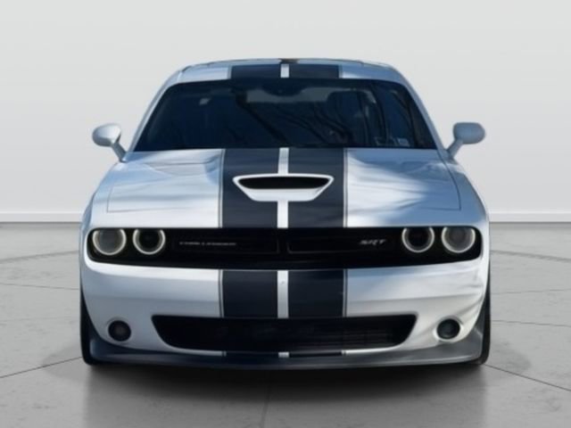Used 2015 Dodge Challenger SRT w/ Technology Group image 2