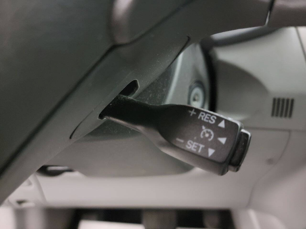 Used 2009 Toyota Corolla FWD image 22