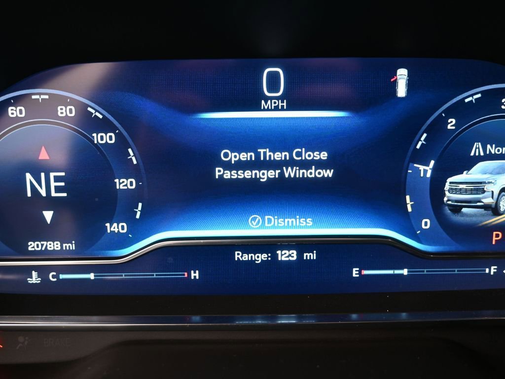 Used 2024 Chevrolet Suburban Z71 w/ Luxury Package image 13