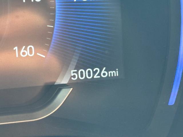 Used 2019 Hyundai Santa Fe Limited image 32