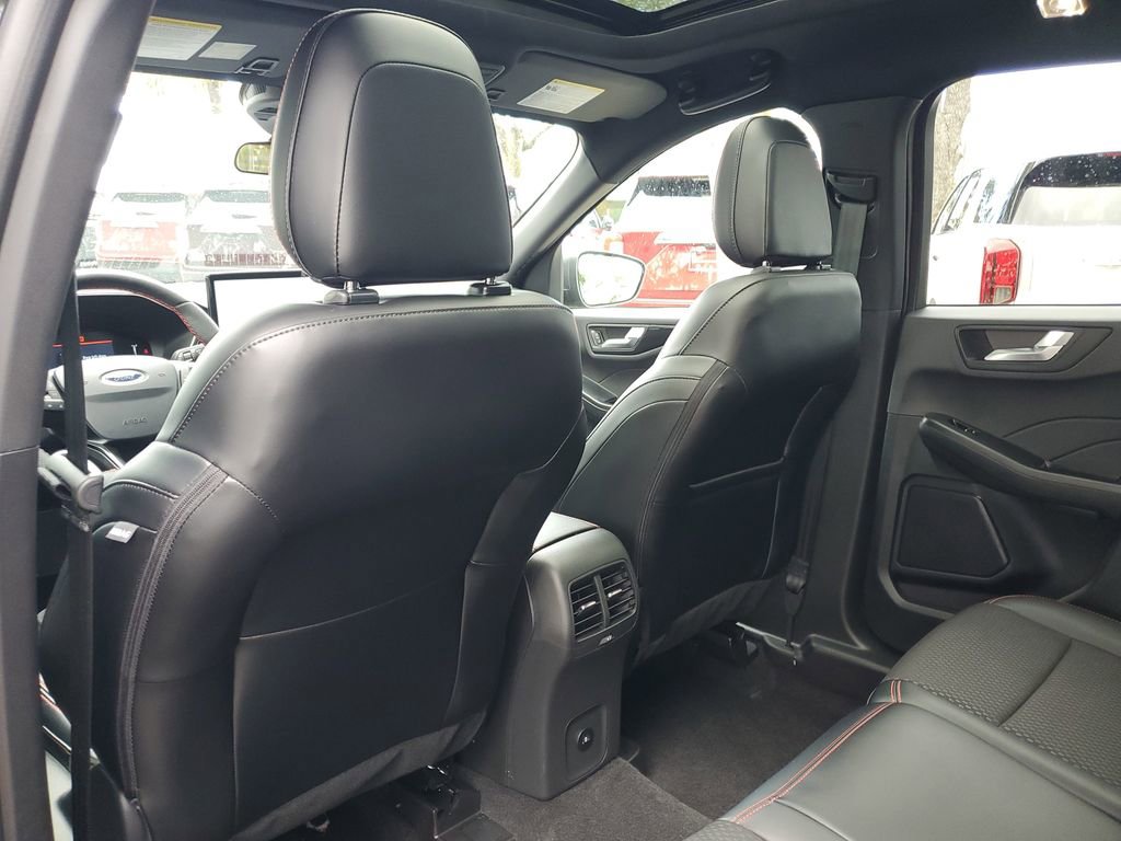 Used 2024 Ford Escape ST-Line w/ Tech Pack #1 image 13