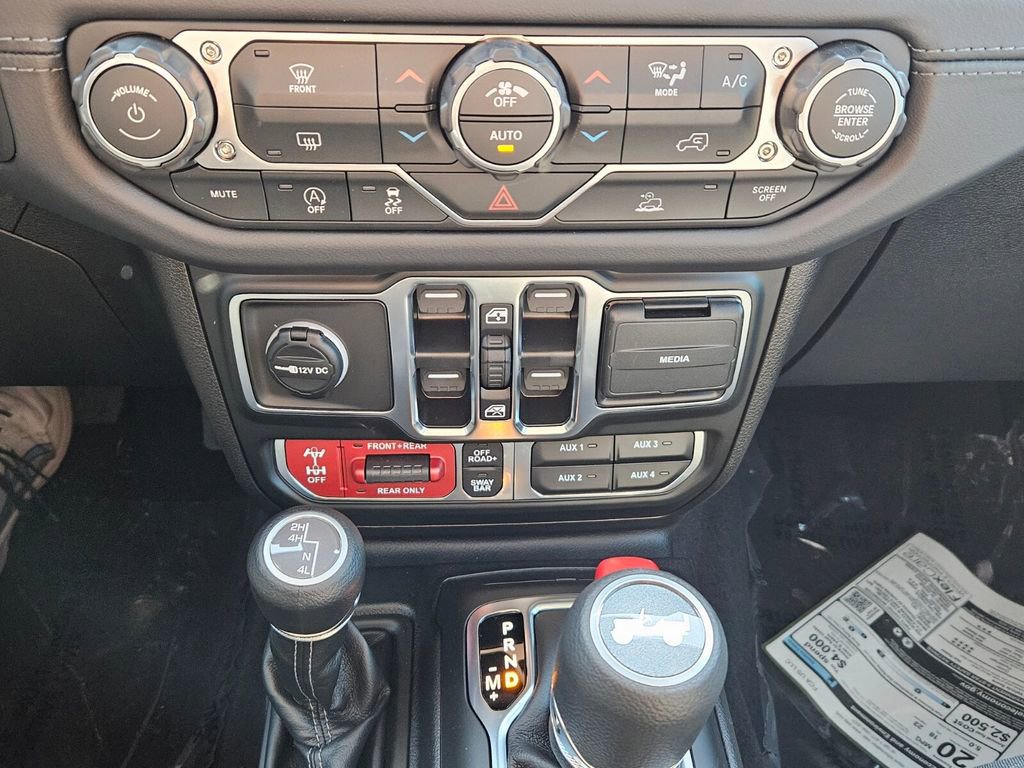 New 2026 Jeep Wrangler Unlimited Rubicon image 19