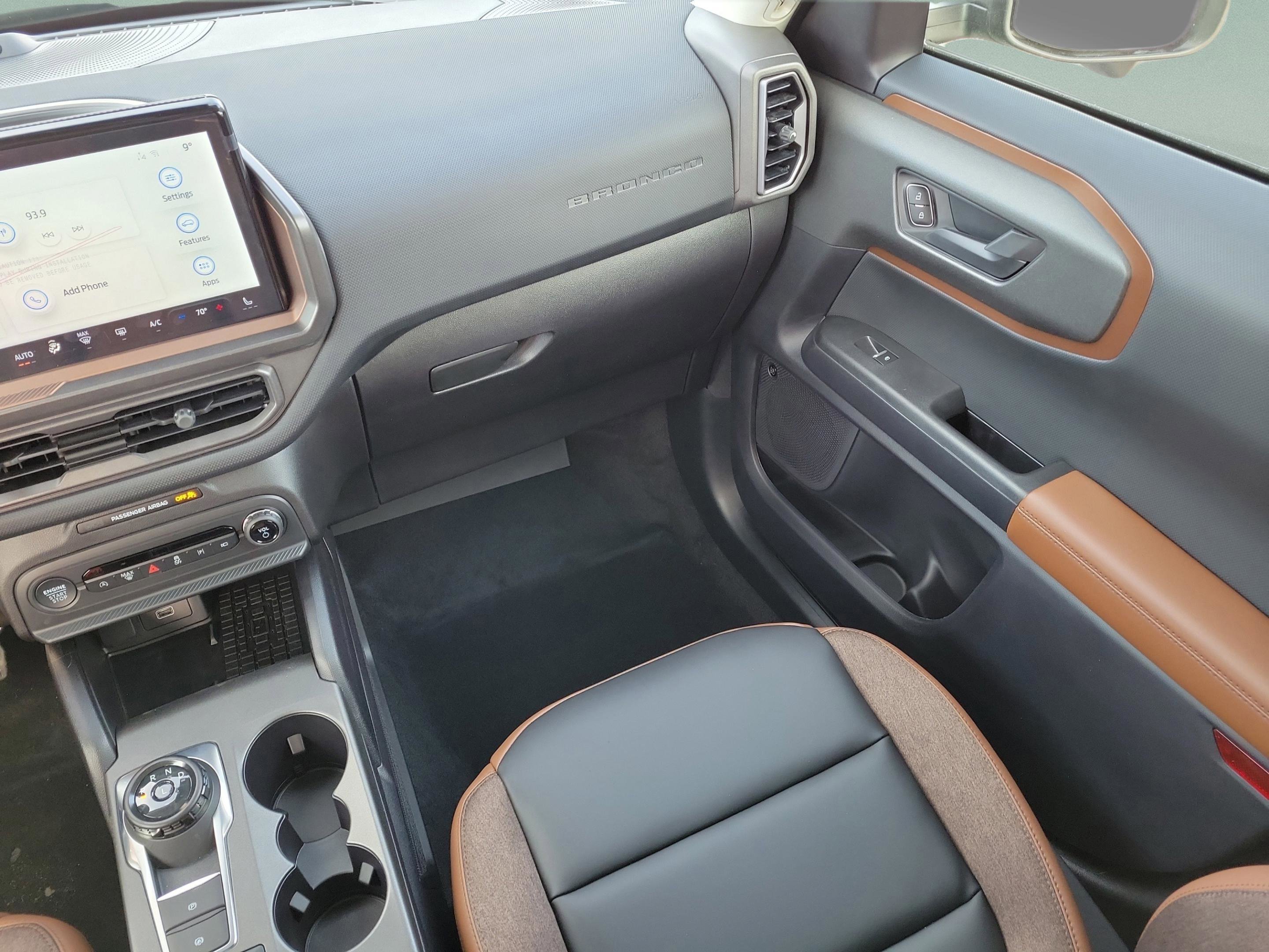 New 2025 Ford Bronco Sport Outer Banks w/ Outer Banks Tech Package+ image 9