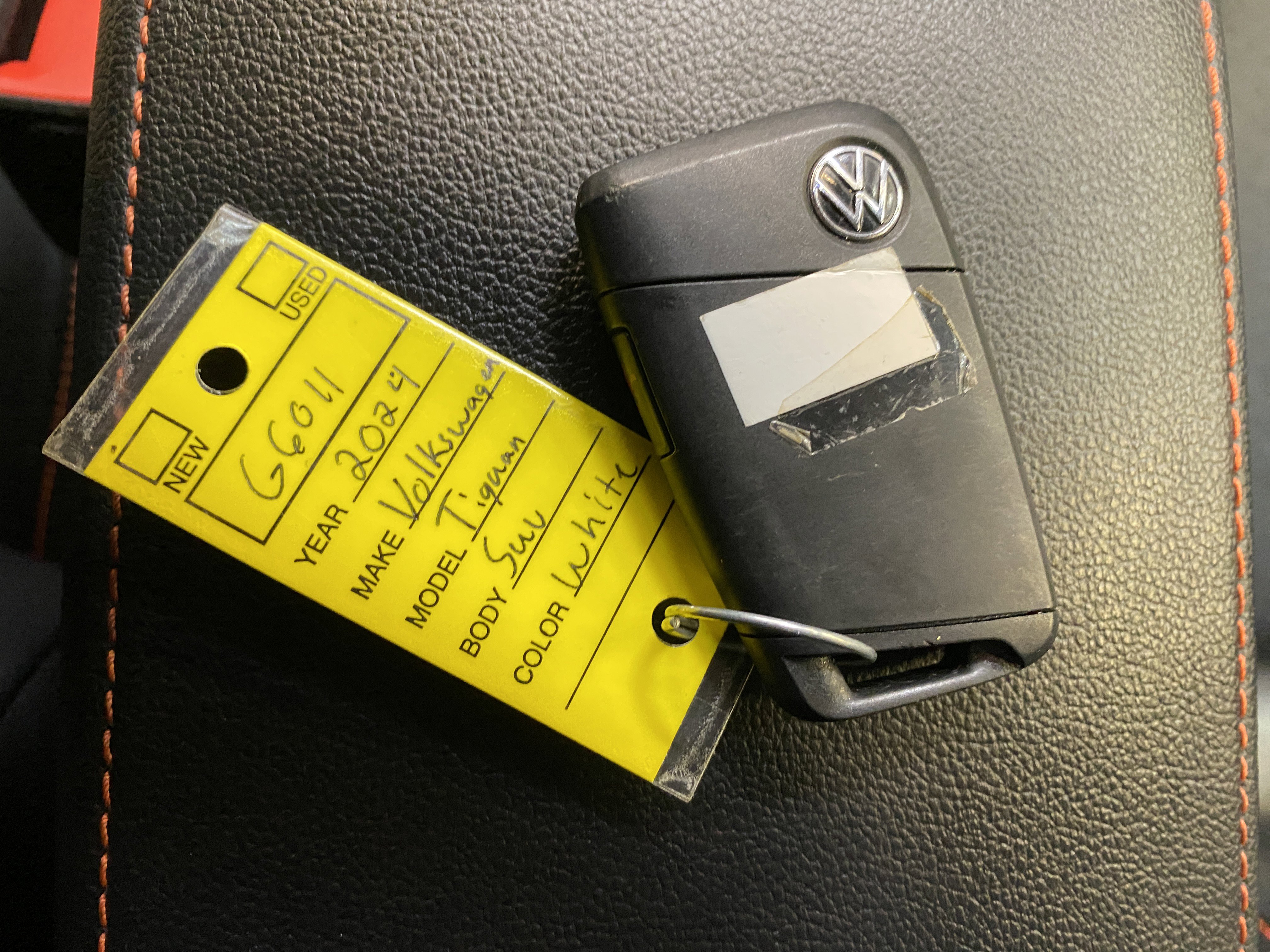 Used 2024 Volkswagen Tiguan SE image 44