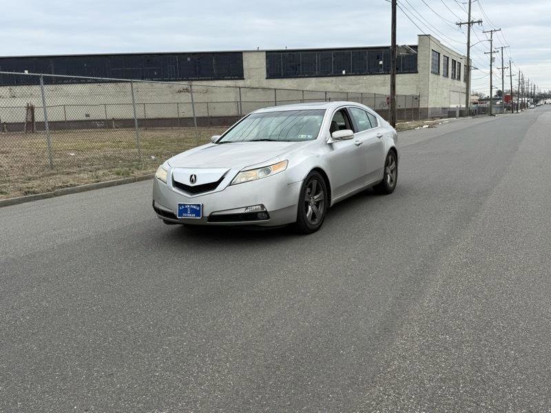 Used 2011 Acura TL w/ Technology Package image 3