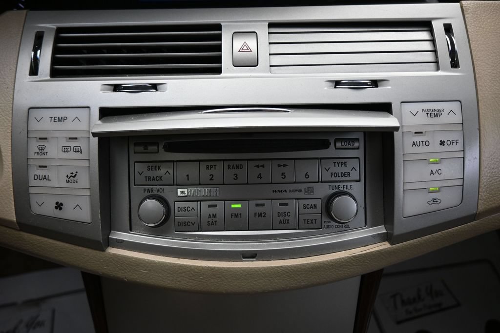 Used 2009 Toyota Avalon XLS FWD image 18