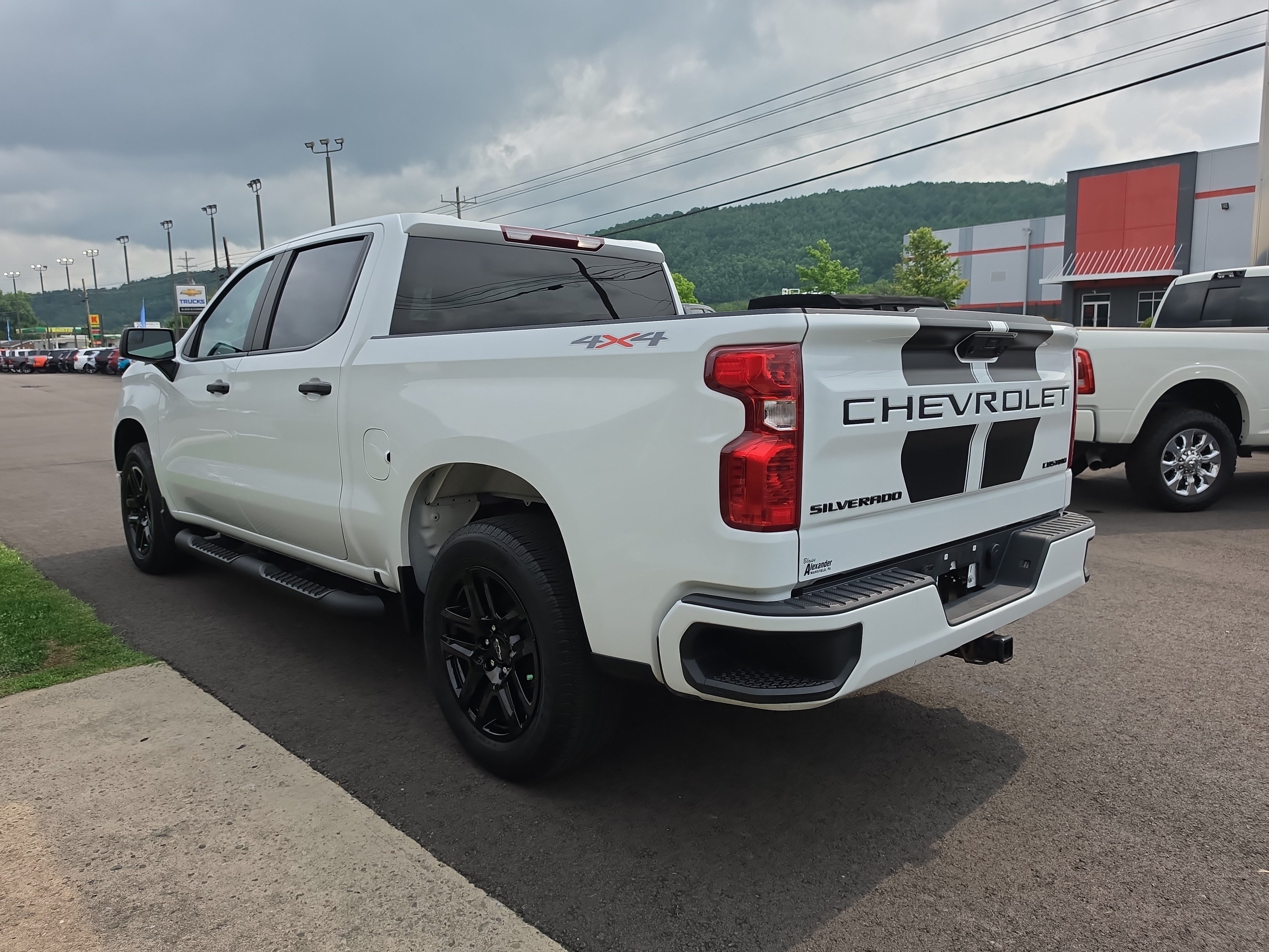 Used 2023 Chevrolet Silverado 1500 Custom w/ Rally Edition AWD/4WD image 6