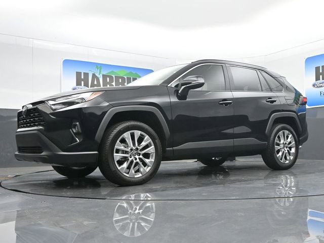 Used 2025 Toyota RAV4 XLE Premium FWD image 21