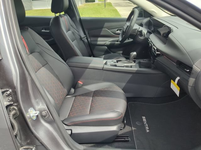 New 2026 Nissan Sentra SR w/ SR Premium Package FWD image 33