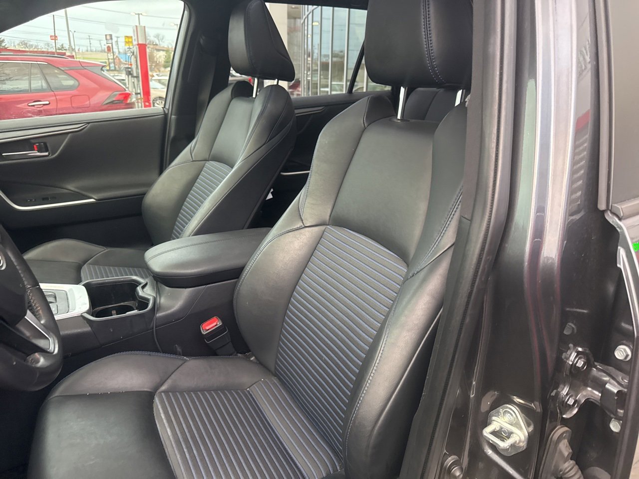 Certified 2022 Toyota RAV4 XSE image 7