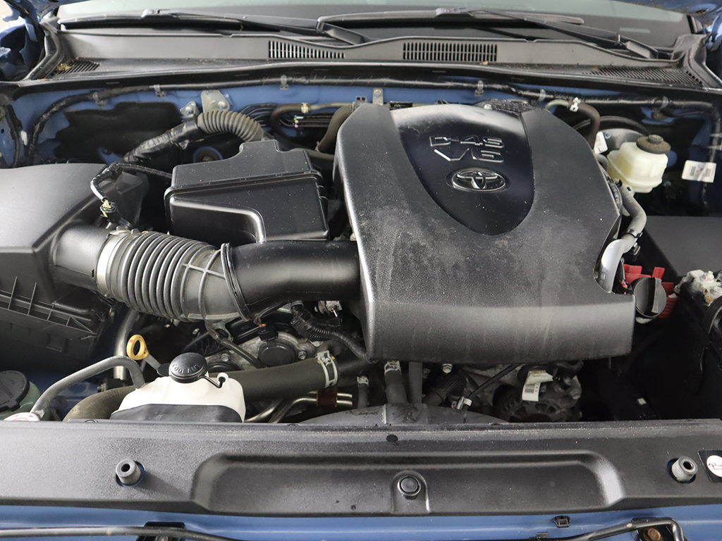 Used 2019 Toyota Tacoma TRD Sport AWD/4WD image 18