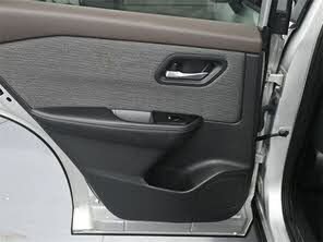 Used 2022 Nissan Rogue SV image 19