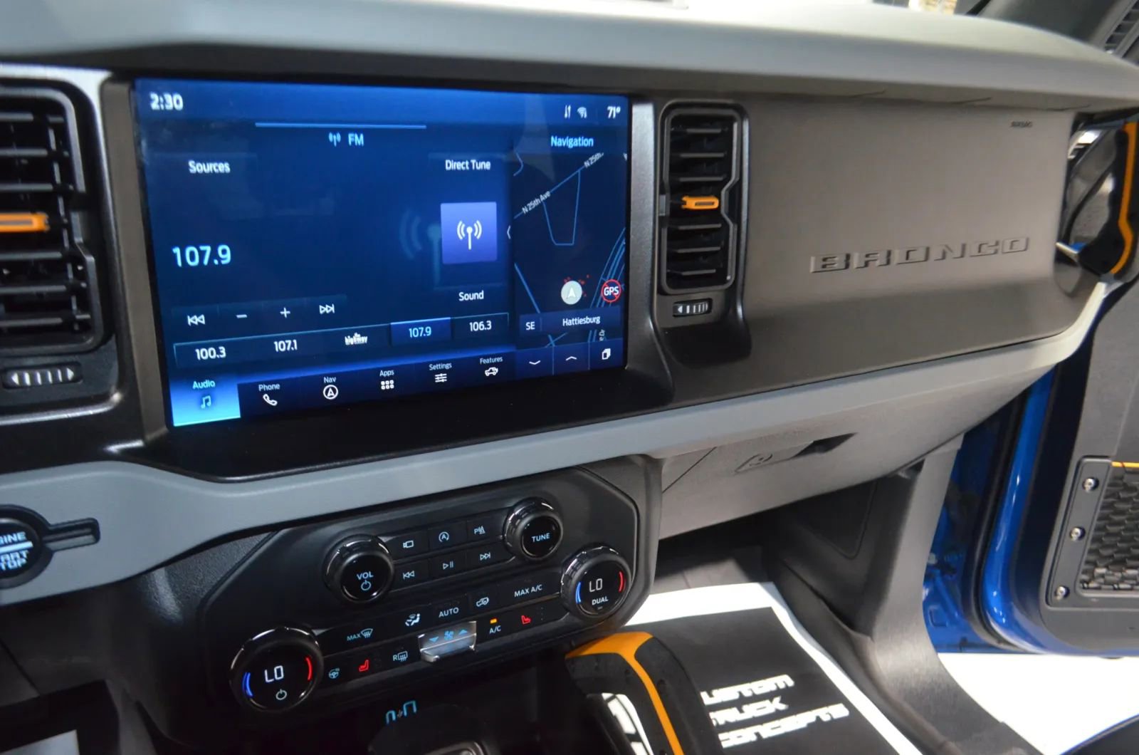 Used 2021 Ford Bronco Badlands image 27