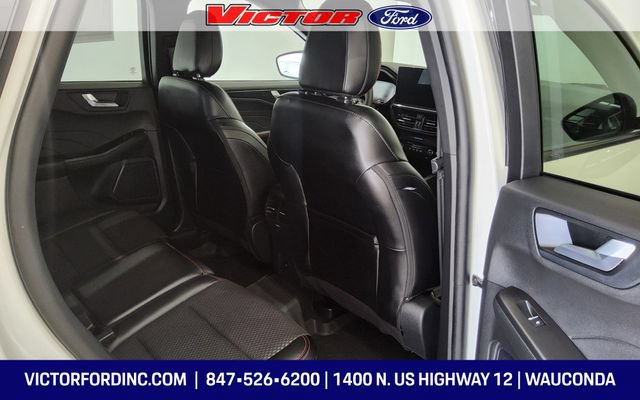 Used 2024 Ford Escape ST-Line w/ Tech Pack #1 AWD/4WD image 14