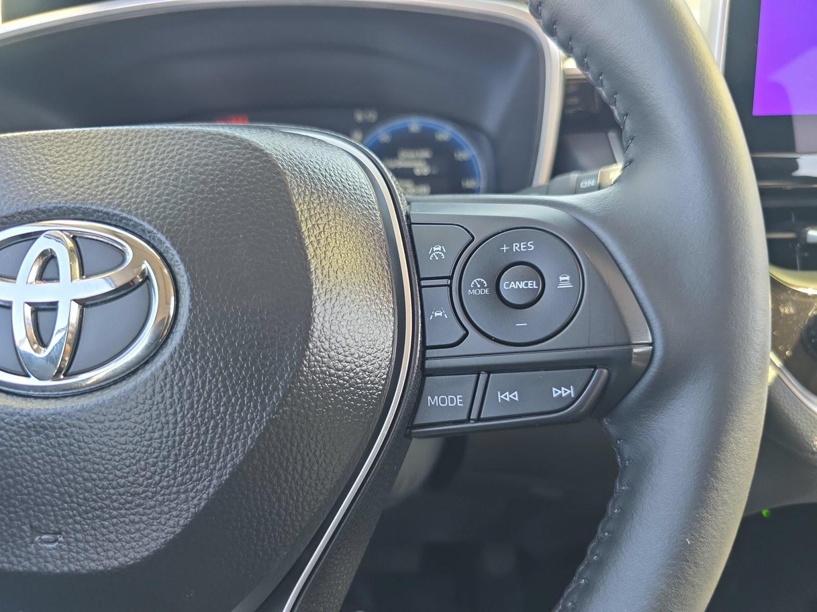 Certified 2026 Toyota Corolla Cross XLE w/ Convenience Package FWD image 22