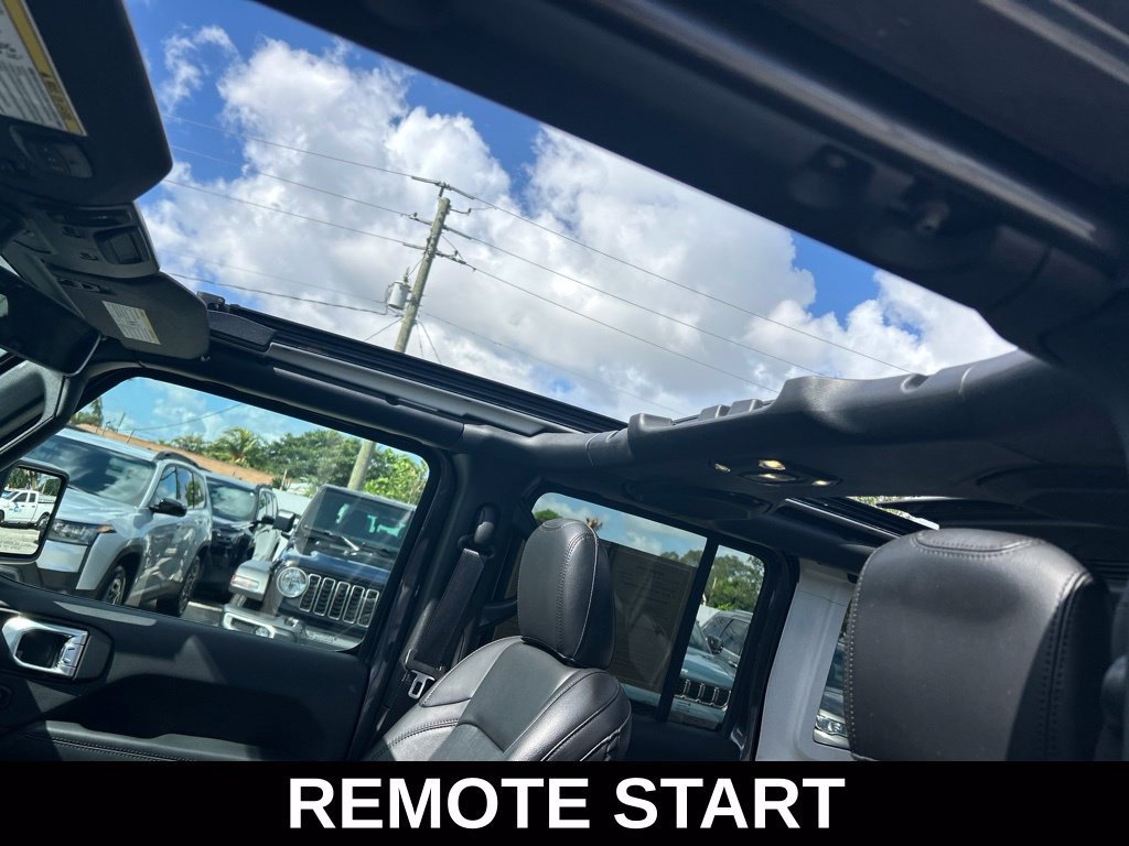 Certified 2021 Jeep Wrangler Unlimited Sahara AWD/4WD image 11