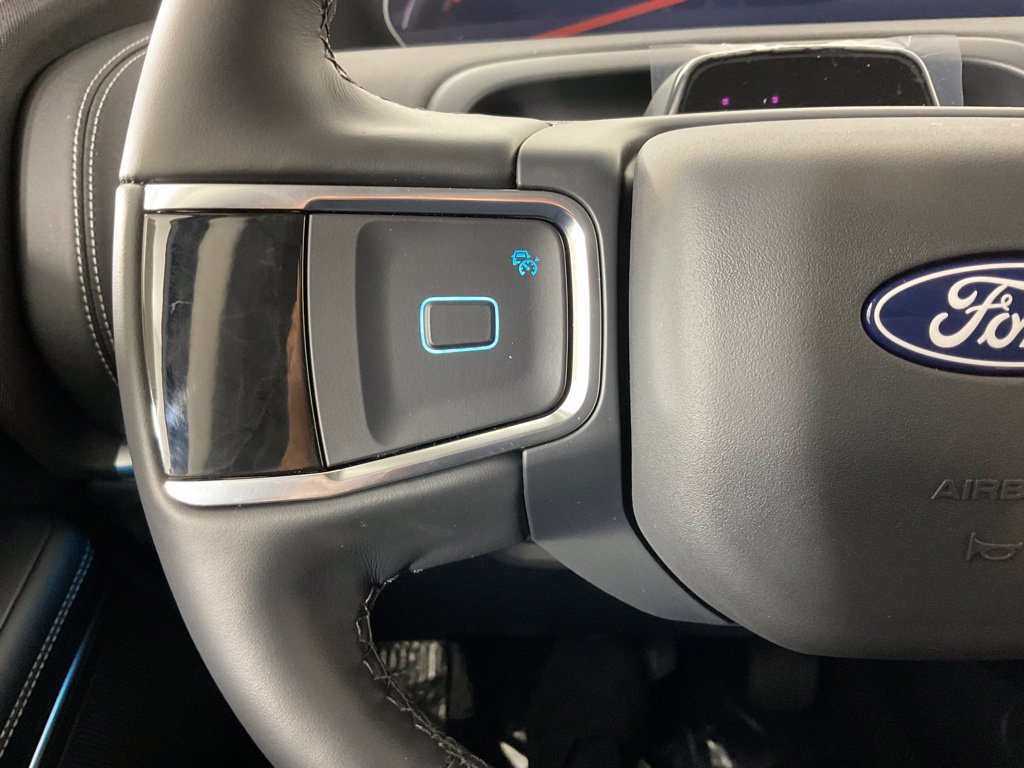 New 2027 Ford Expedition Platinum RWD image 24