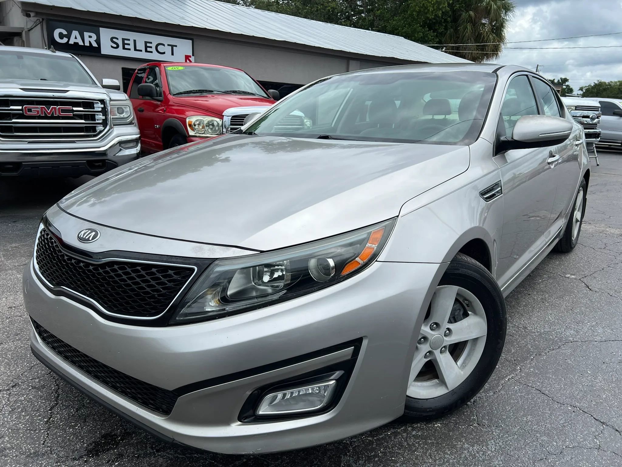 Used 2015 Kia Optima LX w/ LX Convenience Plus Package FWD image 1