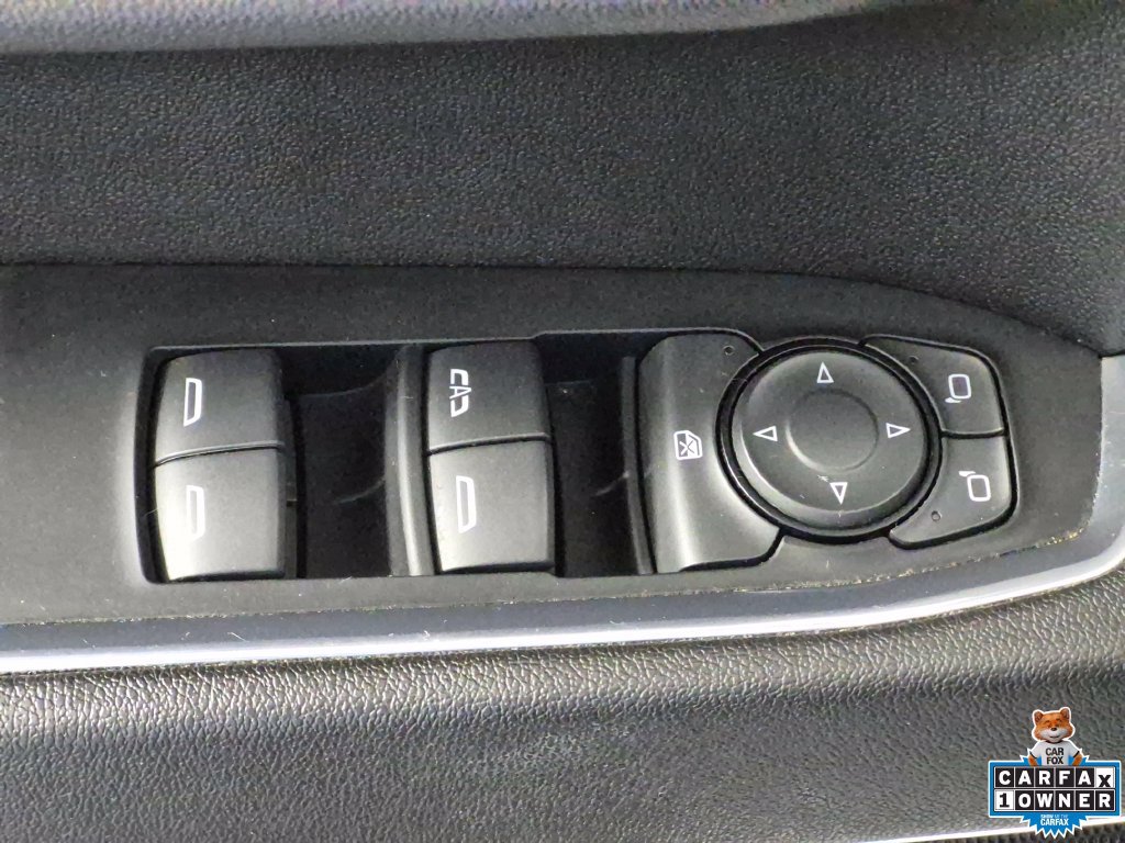 Used 2023 Chevrolet Silverado 1500 LT AWD/4WD image 16