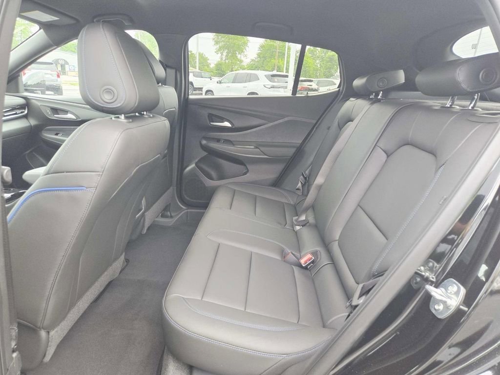 New 2026 Buick Envista Sport Touring w/ Convenience I Package FWD image 11
