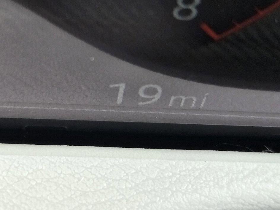 New 2025 Nissan Armada Platinum Reserve image 32