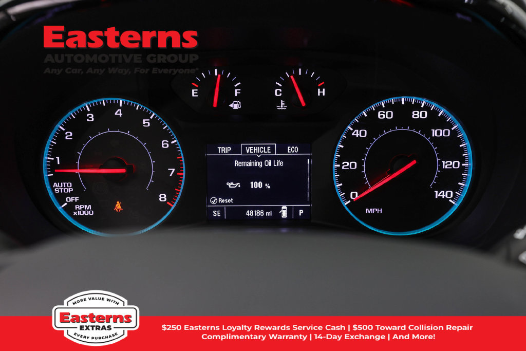 Used 2023 Chevrolet Traverse LS FWD image 18